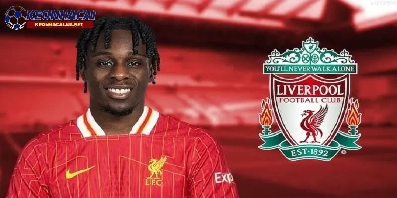 Jeremy Frimpong là bản hợp đồng đầu tiên của Liverpool được lộ diện